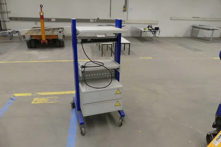 Hera Gerätewagen Maße in cm ca.: 60 x 70 x 140